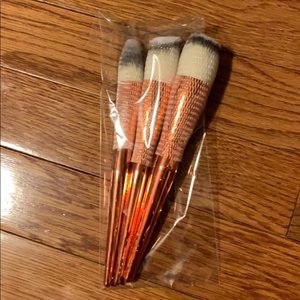 Alamar Cosmetics Brush Trio